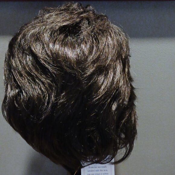 NWT Soft Stretch Wig Soft N' Natural  Medium Brown Average Cap - Picture 2 of 3